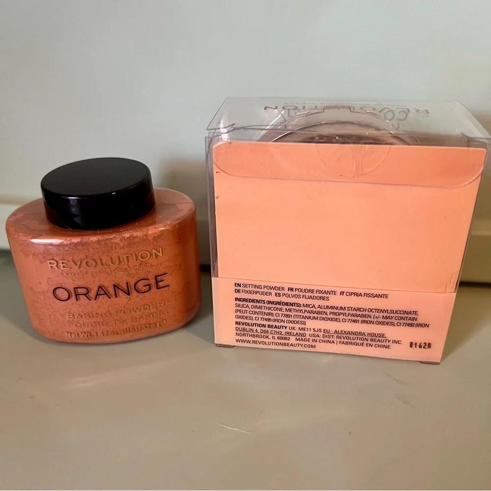 Makeup Revolution Deep Honey Setting Powder & Bronzing Powder